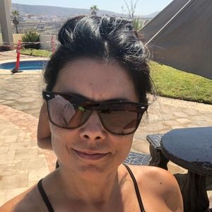 Meet your Posher, Claudia